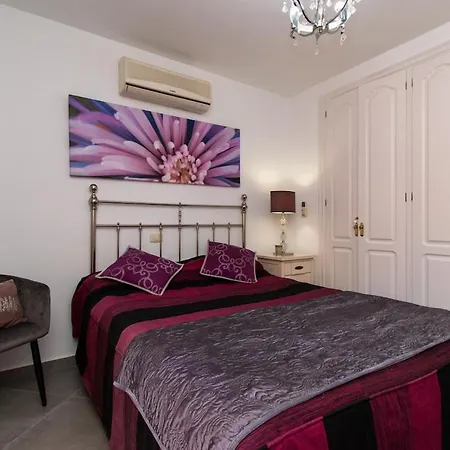 Amazing 2 Bedroom Location アパート *