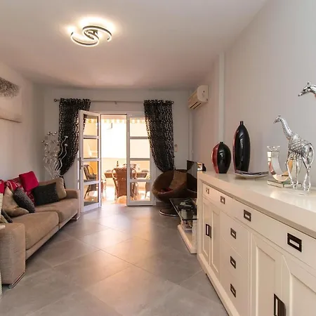 Daire Amazing 2 Bedroom Location Costa Adeje