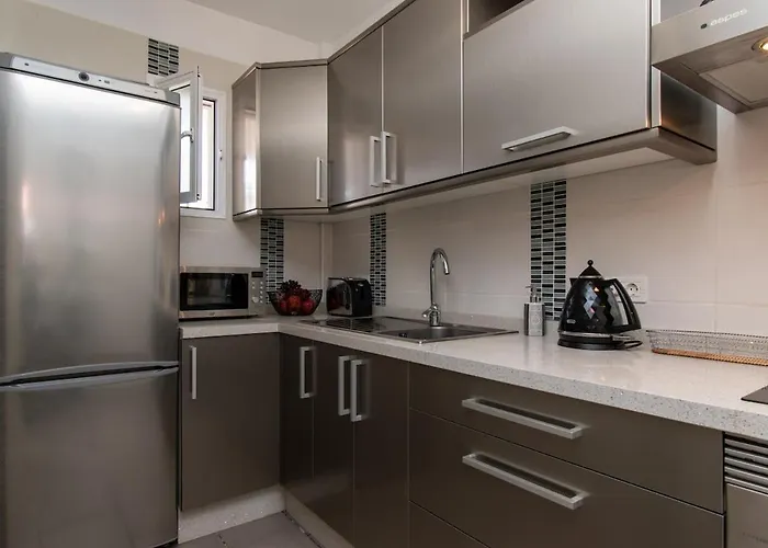 Amazing 2 Bedroom Location アパート *